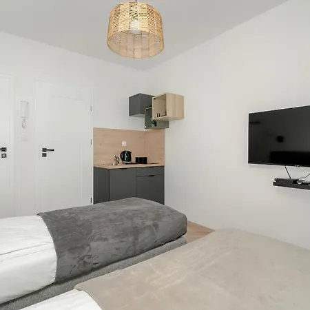 Apartment With Balcony In By Renters Poznan