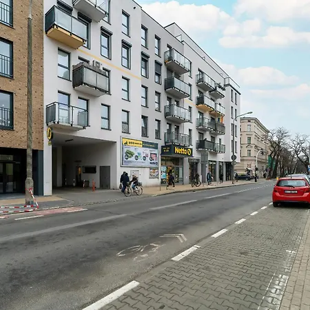 Lejlighed With Balcony In By Renters